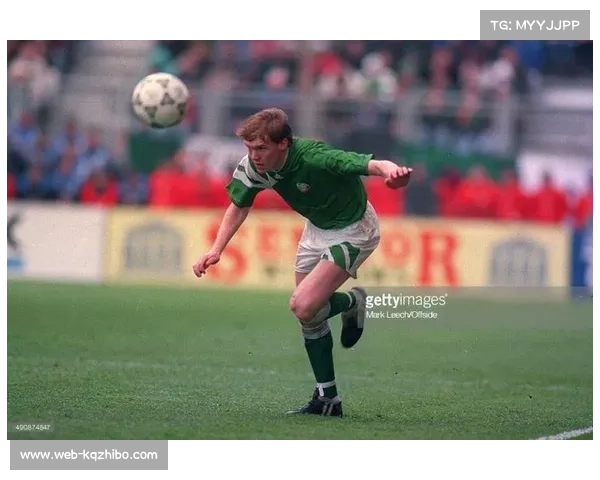 劳德鲁普盛赞本戴维斯潜力称其除左后卫外亦能胜任中卫位置